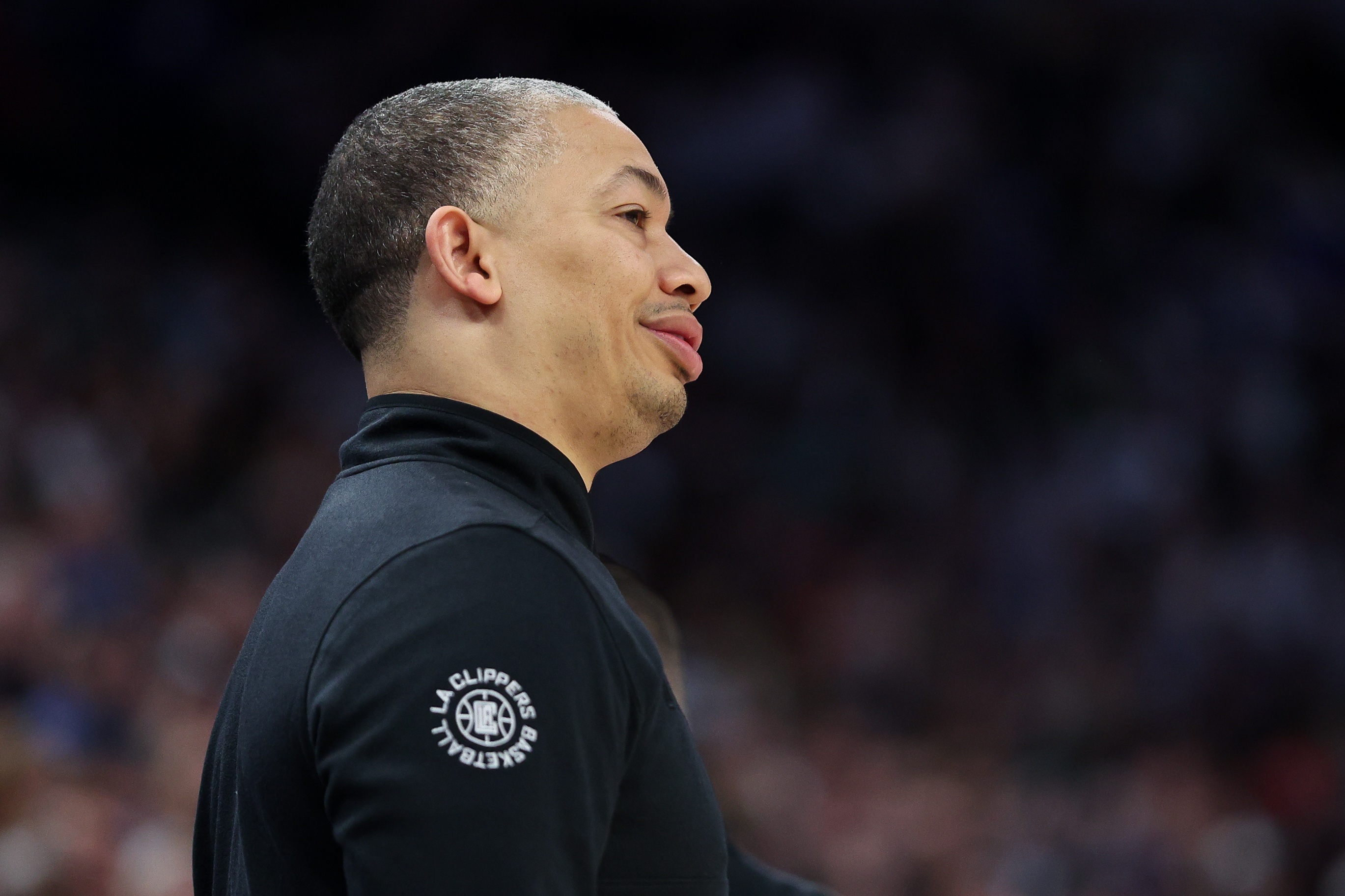 泰伦-卢：这场我最骄傲的两件事是 失误控制和篮板都比掘金好