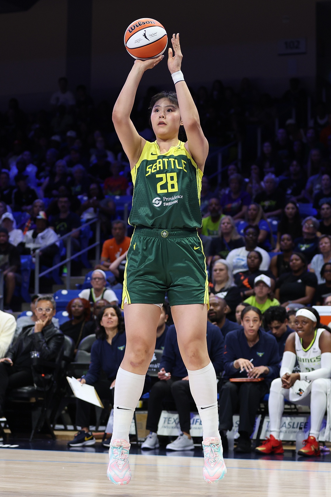 湾媒：李月汝提出交易请求后 女武神并未表现出交易得到她的兴趣