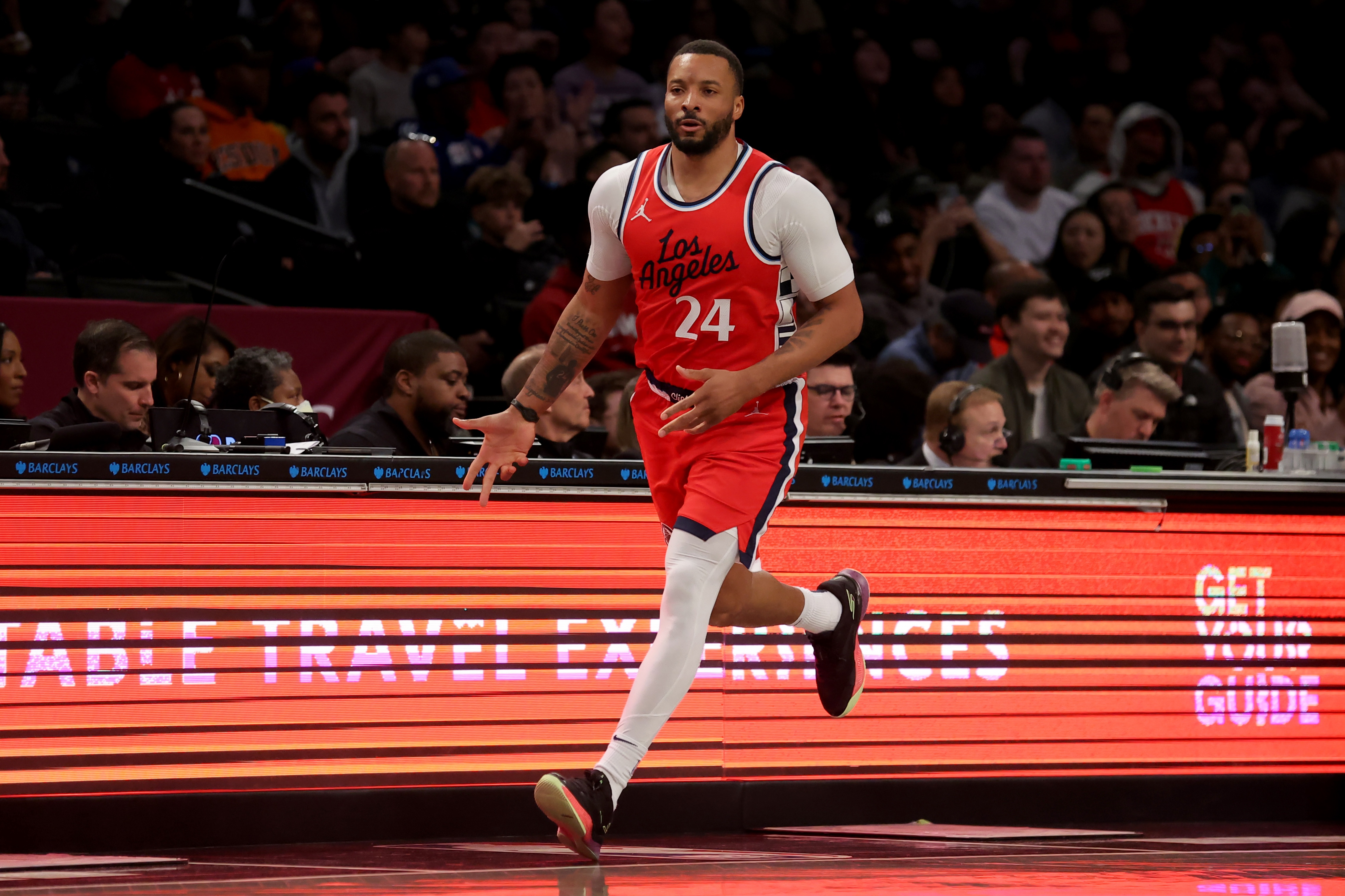 弗兰克：会在适当时机与鲍威尔商讨续约 将其纳入球队长期规划