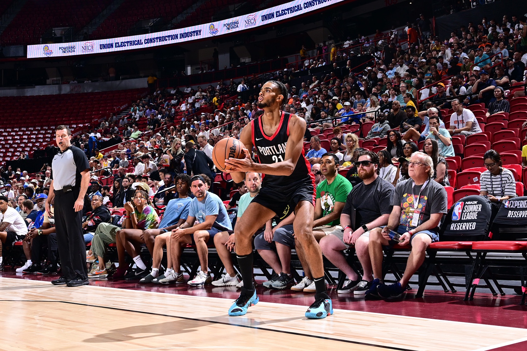 一顿乱杀！吕佩尔8中5拿到23分9板4助2断 罚球11中11